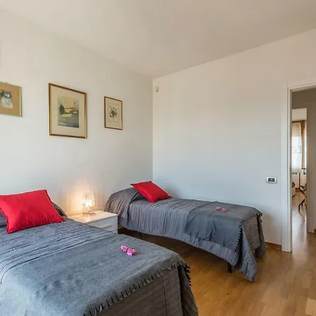 Nino The Place Bo Apartment *