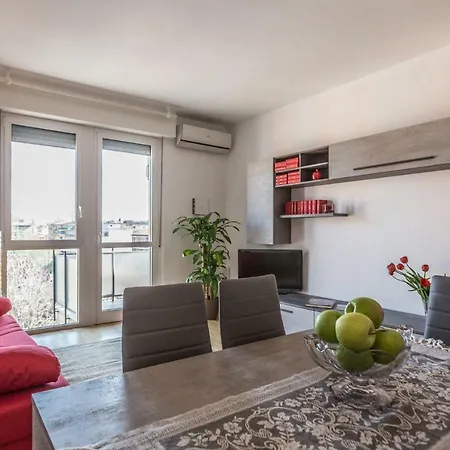 Apartment Nino The Place Bo *